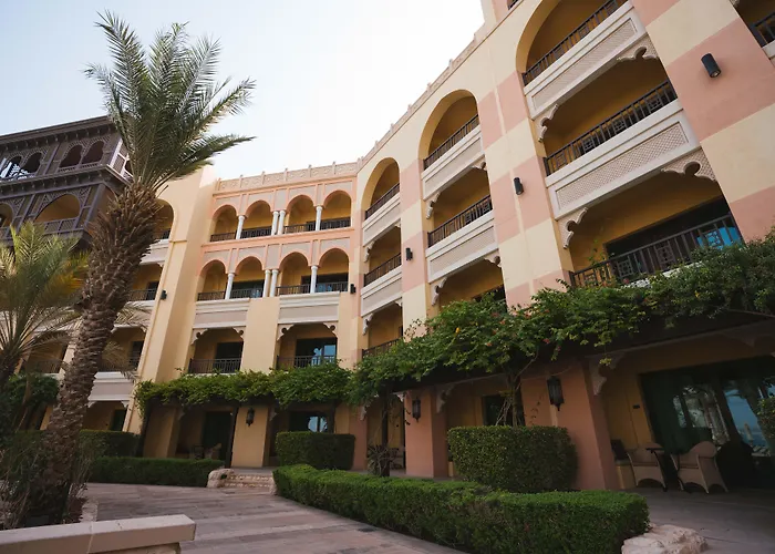 Shangri-La Qaryat Al Beri, Abu Dhabi
